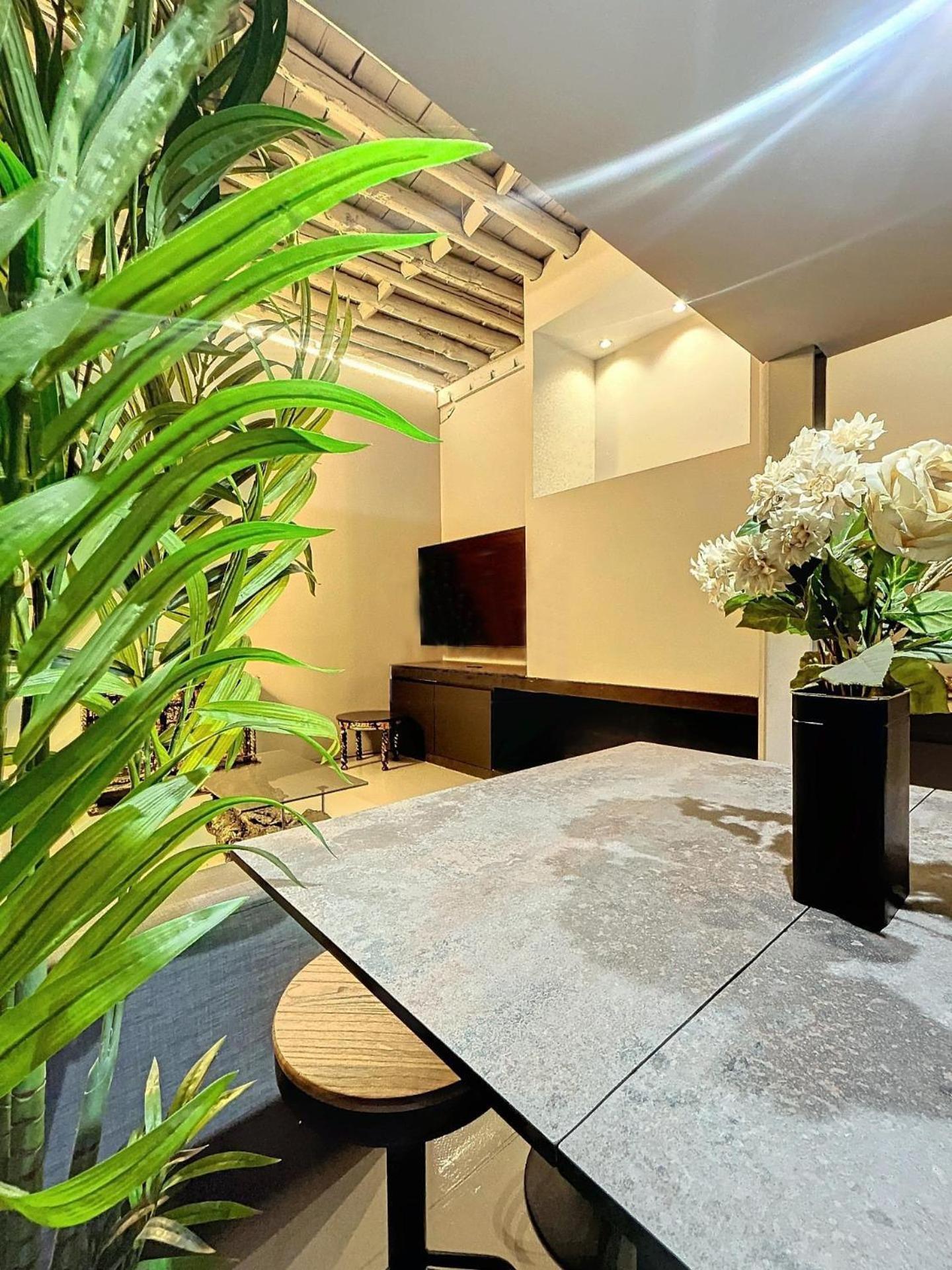 H&H Suite Santa Paula Гранада Екстериор снимка